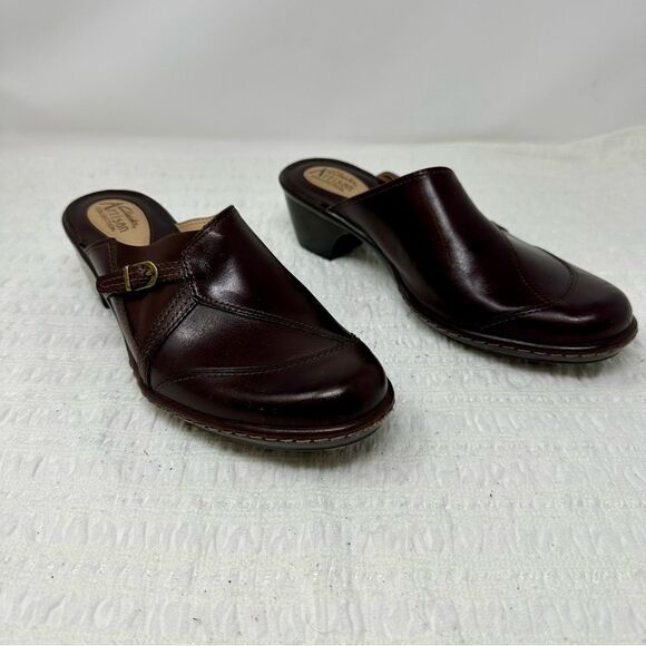Clark’s Leather Clogs- Size 8 - Picture 4 of 13